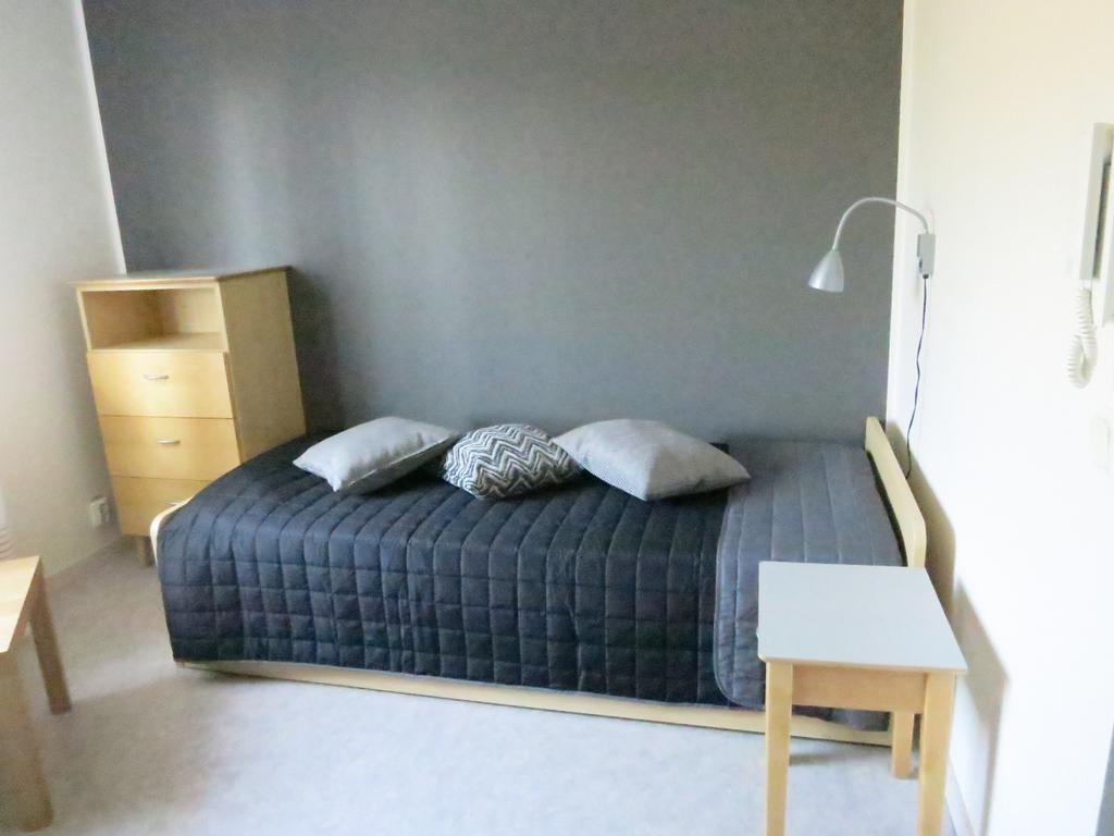 Vaernamo Folkhoegskolas Vandrarhem Esterno foto
